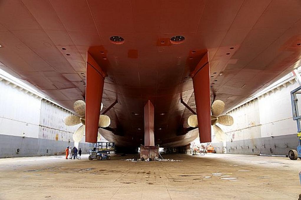 Click image for larger version

Name:	USS BONHOME RICHARD.jpg
Views:	1
Size:	81.5 KB
ID:	65310