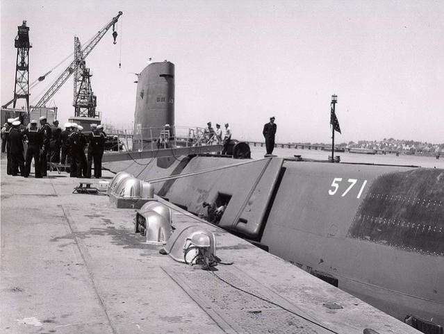 Click image for larger version

Name:	Nautilus docked.jpg
Views:	1
Size:	47.2 KB
ID:	76295