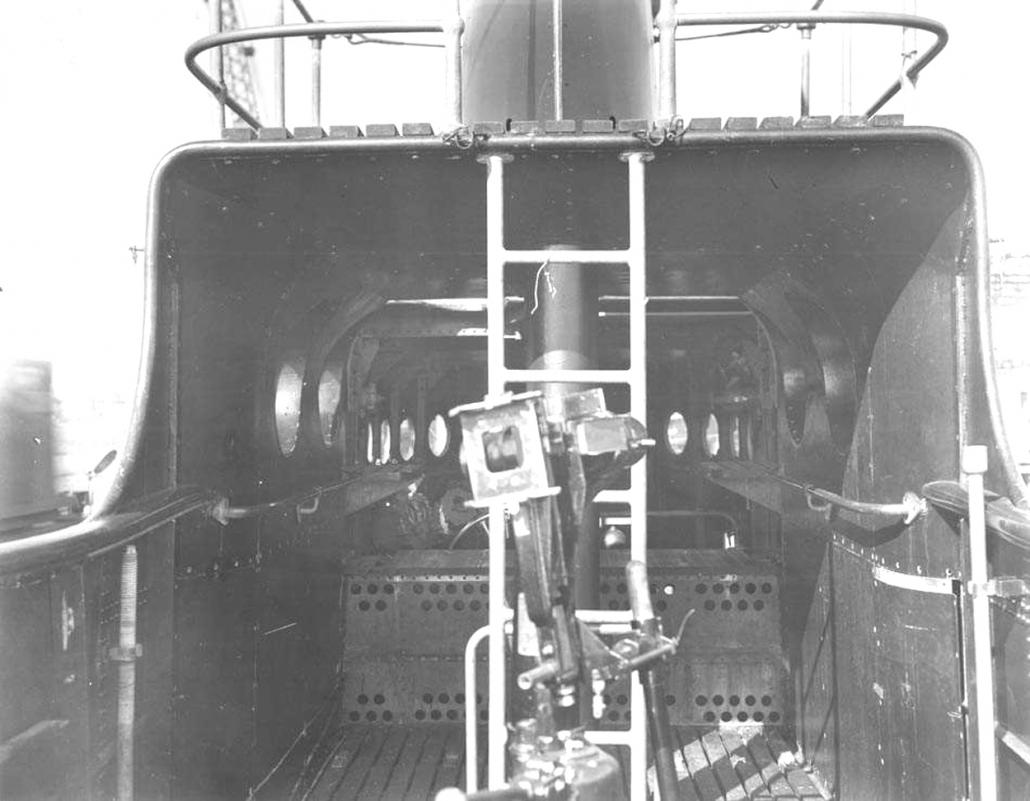 Click image for larger version

Name:	Saury inner more.jpg
Views:	1
Size:	86.6 KB
ID:	76318