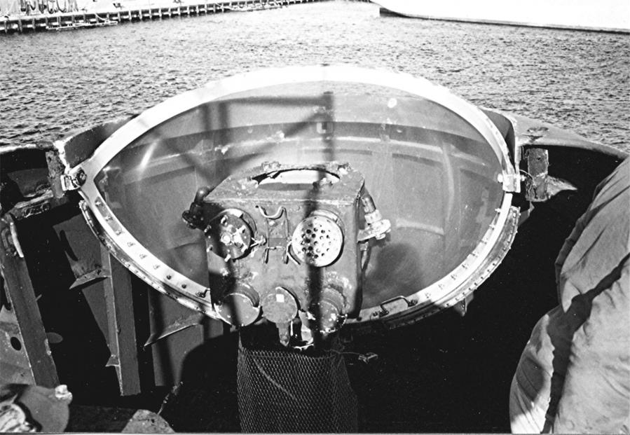 Click image for larger version

Name:	salmon cocpit 1993.jpg
Views:	2
Size:	98.1 KB
ID:	76272