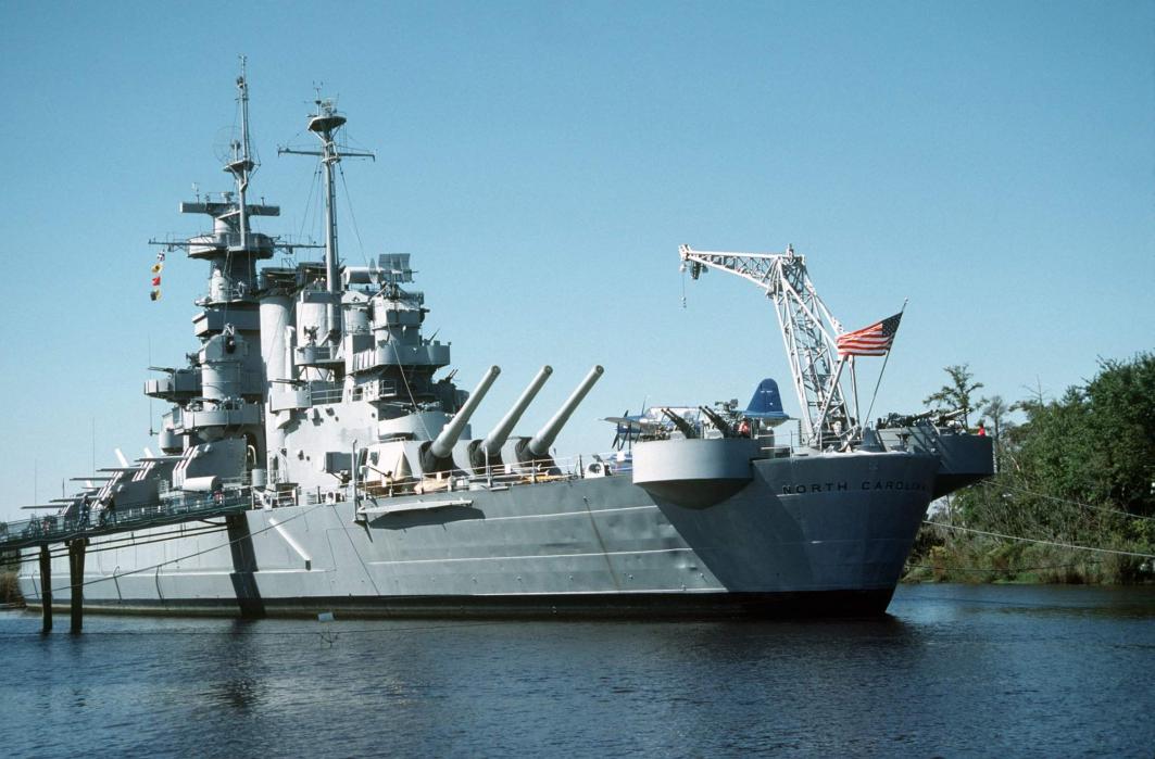 Click image for larger version

Name:	USS_North_Carolina_port_quarter,_9_Oct_1988.jpg
Views:	1
Size:	95.1 KB
ID:	67990