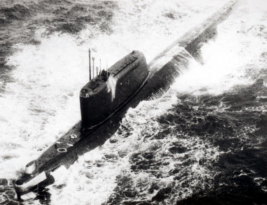 Click image for larger version

Name:	Submarine_Hotel_II_class.jpg
Views:	1
Size:	95.3 KB
ID:	61705