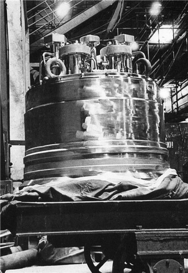 Click image for larger version

Name:	Proj 671 reactor cover.jpg
Views:	1
Size:	97.6 KB
ID:	76197