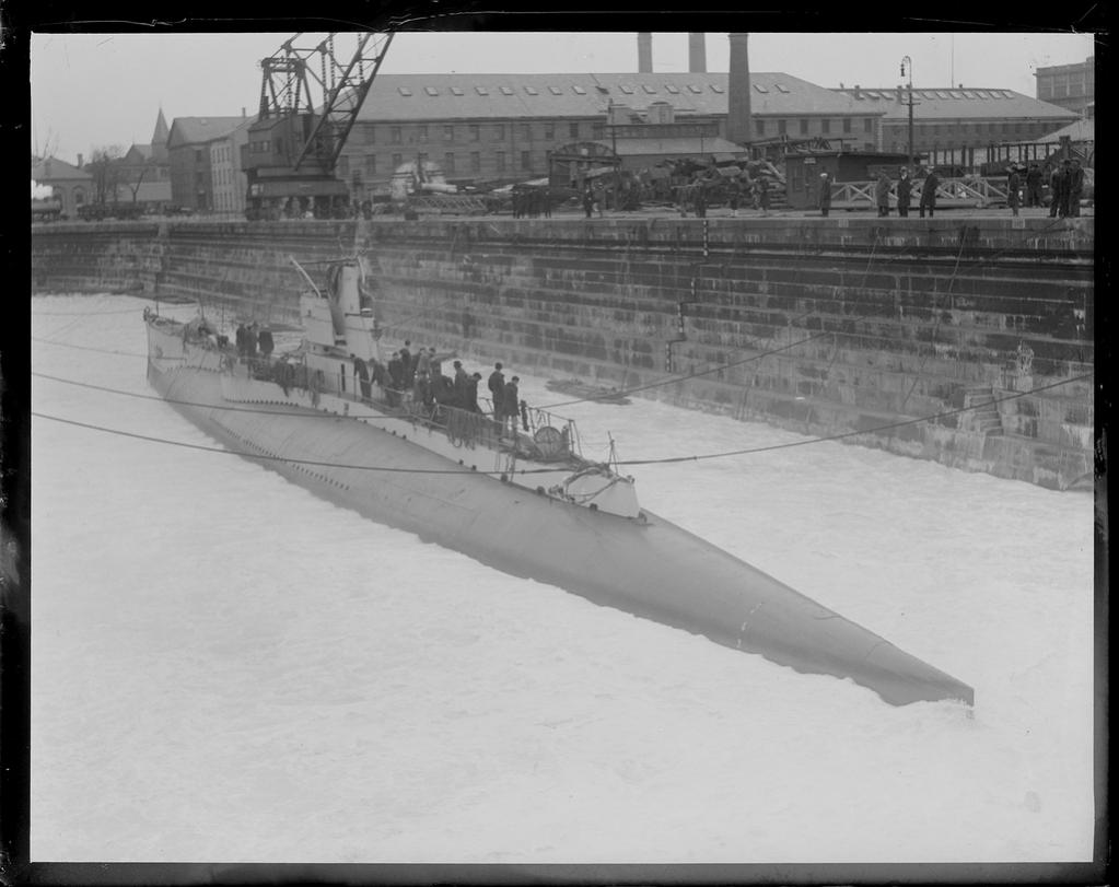 Click image for larger version

Name:	S-4 in drydock.jpg
Views:	1
Size:	80.4 KB
ID:	65801