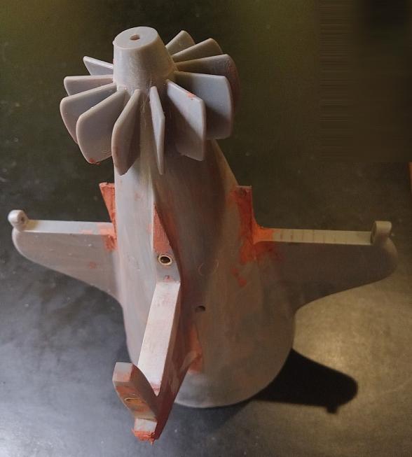 Click image for larger version

Name:	stern sanding 2.jpg
Views:	25
Size:	32.5 KB
ID:	196143