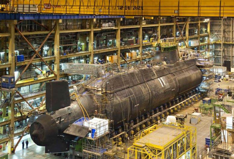 Click image for larger version

Name:	HMS_Ambush_in_drydock.jpg
Views:	1
Size:	104.1 KB
ID:	65900