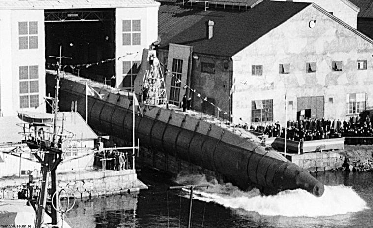 Click image for larger version  Name:	HSwMS-Delfinen-02.jpg Views:	0 Size:	78.6 KB ID:	196353