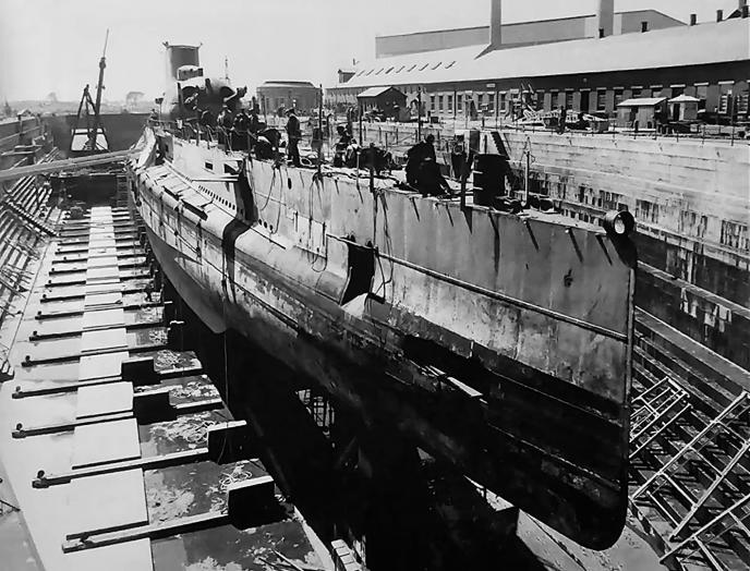 Click image for larger version  Name:	Surcouf portmouth NSY.jpg Views:	3 Size:	82.7 KB ID:	196855